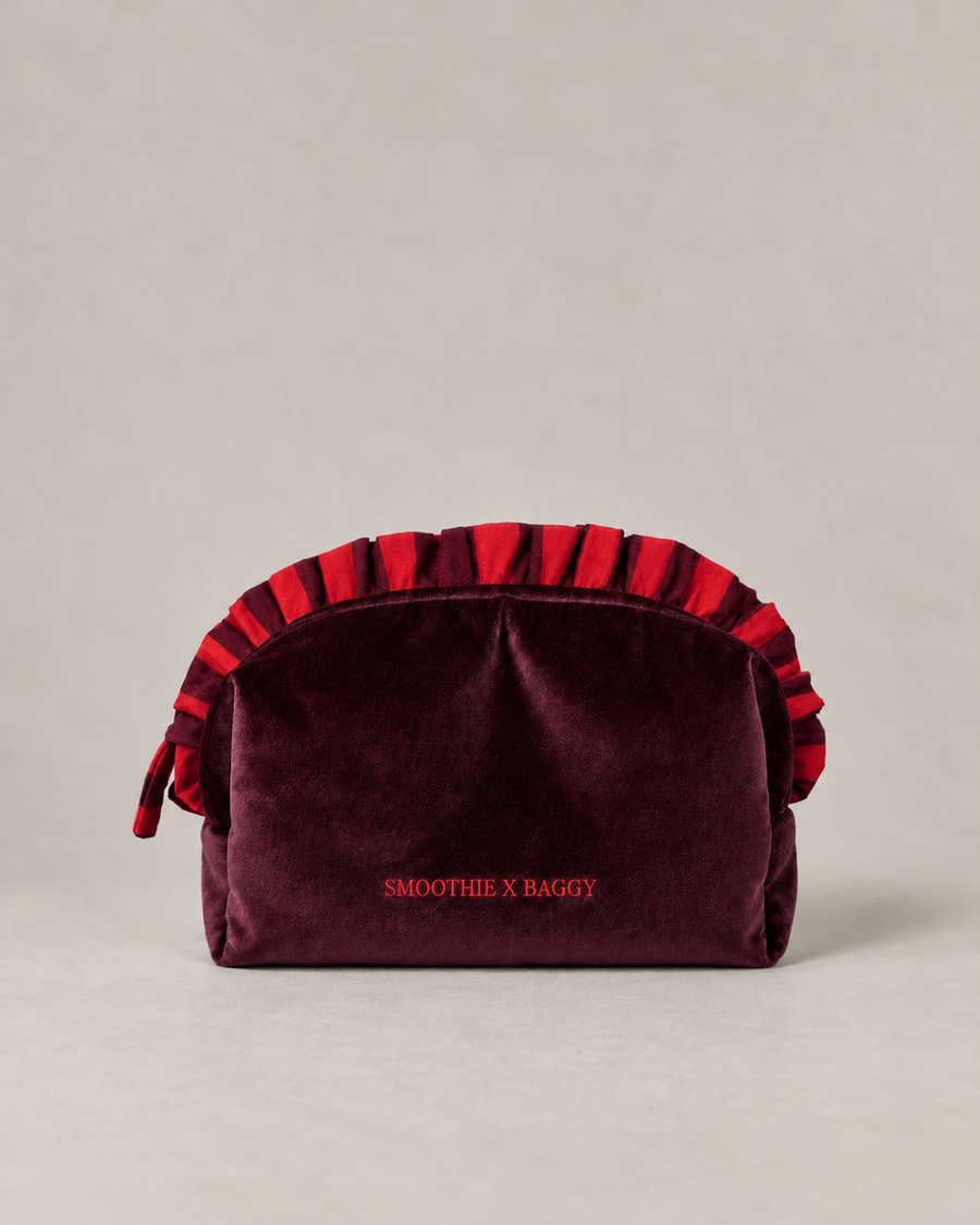 The Baggy × Smoothie washbag