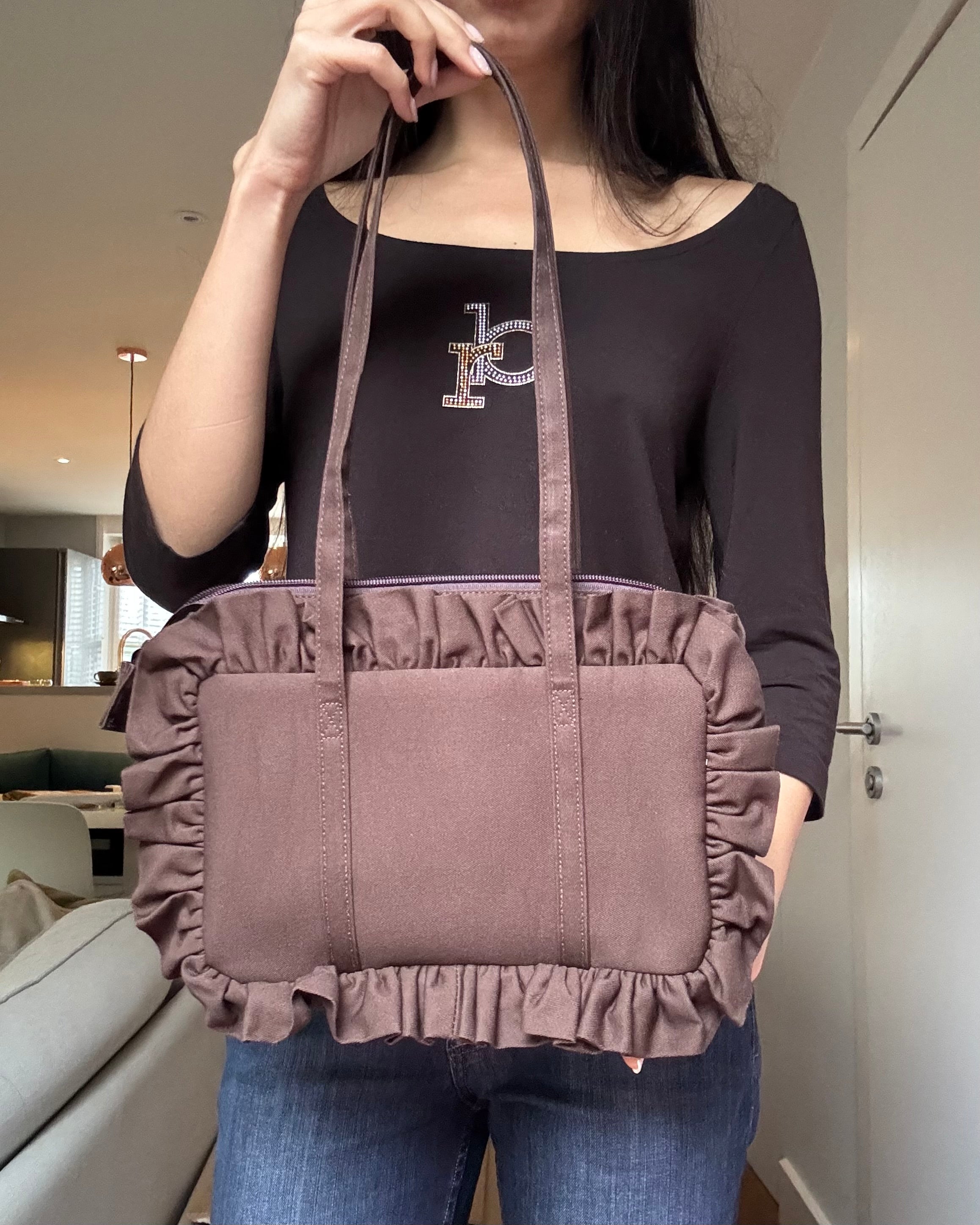 Brown Bowler - Sample