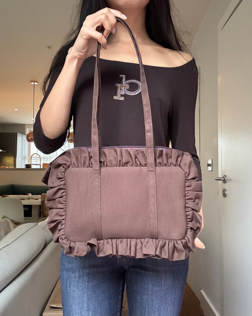 Brown Bowler - Sample